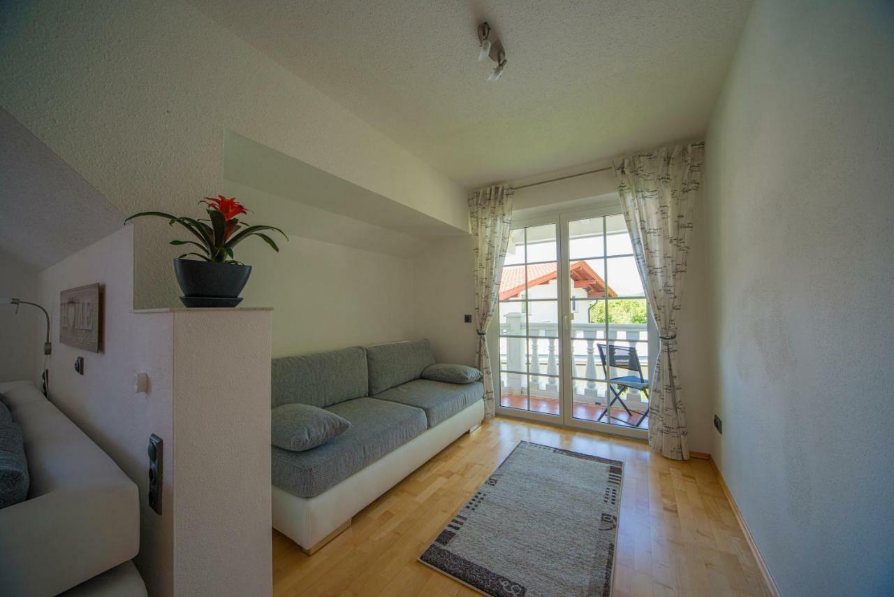 Apartment Tinney ケセン エクステリア 写真